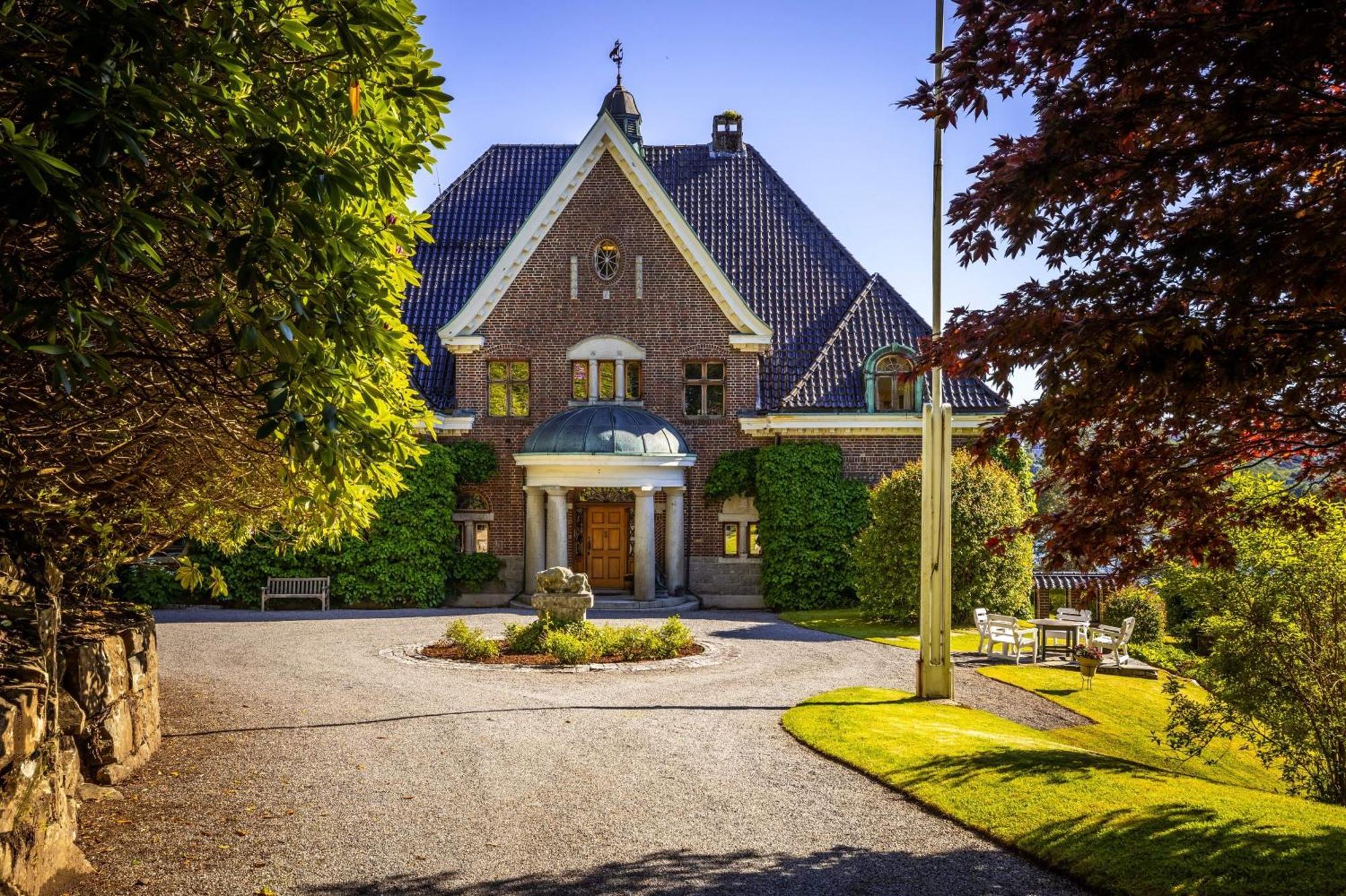 Unique Victorian Villa With Private Coastline Bergen Exterior foto